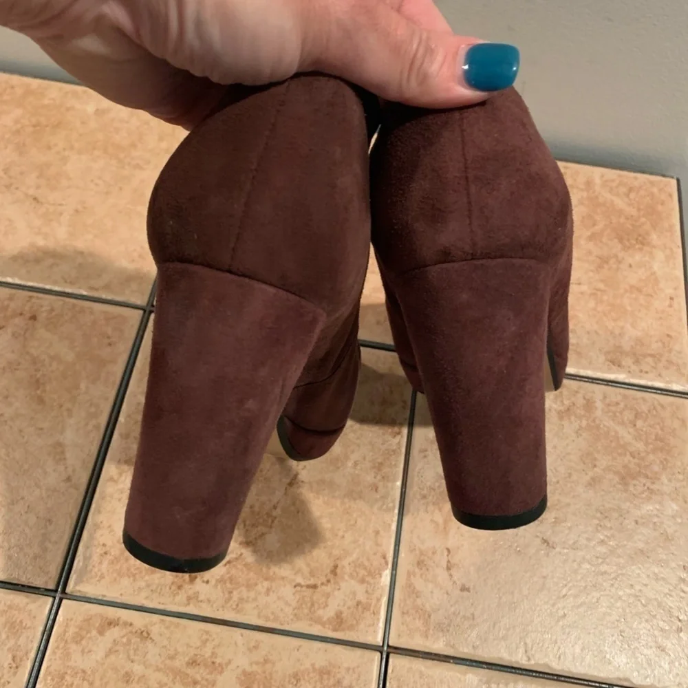 Clark Narrative Kendra Mix Suede Bootie in Aubergine size 7.5